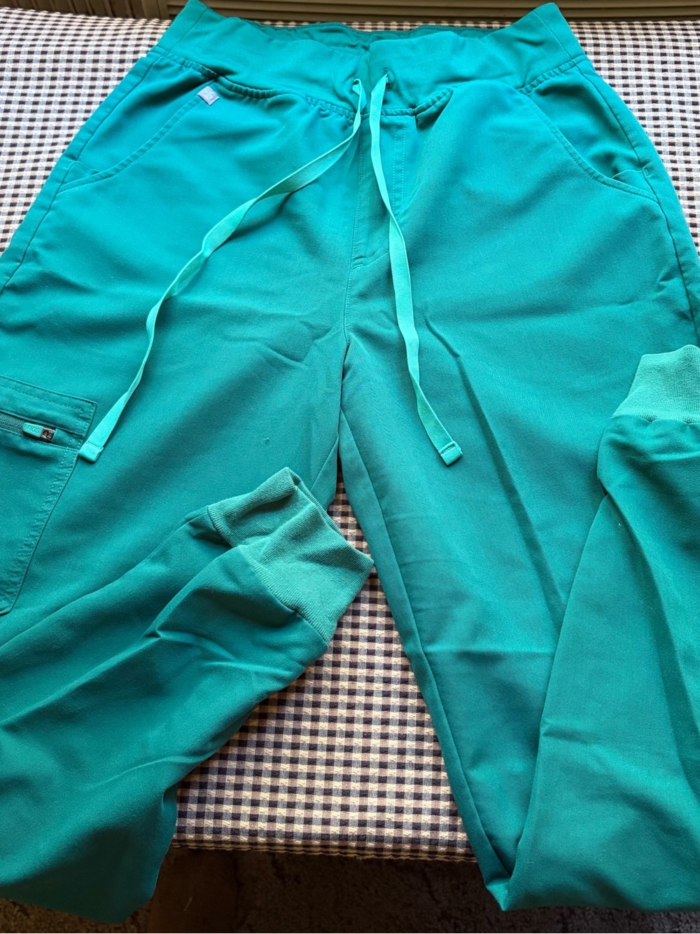 Figs Women’s Teal Drawstring Jogger Scrub Pants